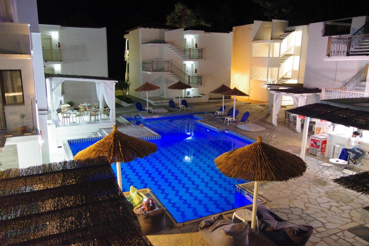Esperides Hotel Glykadi Buitenkant foto