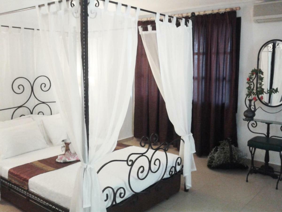 Esperides Hotel Glykadi Buitenkant foto